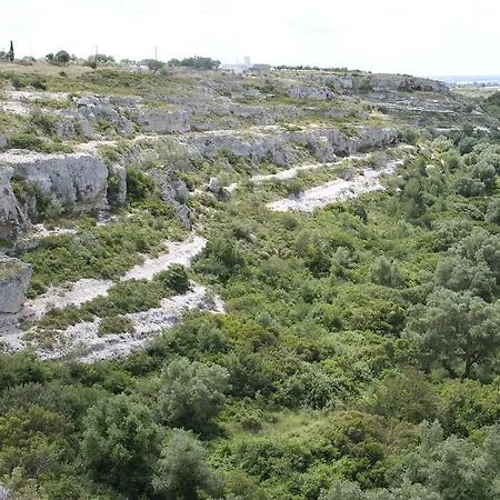 Dimora Donna Sara דירה גרוטליה